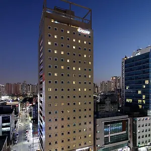首尔东大门温德姆华美达安可酒店 4* 首爾